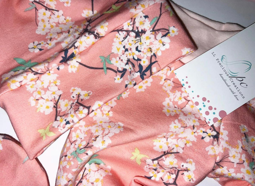 Pink Cherry Blossom floral baby girl outfit LOVED 
#llpreciouscreations #babygirloutfit #newbornoutfit #cominghomeoutfit #loved #newbornbabygirl #babyshowergift #babygift #newbornclothes #handmade 