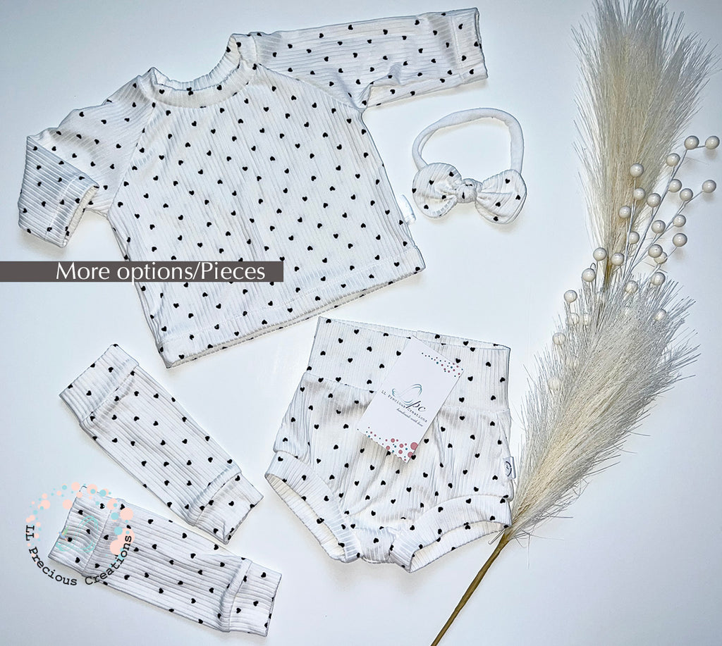 White with tiny black hearts bummies bow mittens leg warmers outfit by LLPreciousCreations #babygift #llpreciouscreations #babybummies #babygirlshorts #whitewhorts #tinyblackheartsoutfit #newbornclothes #toddleroutfit #handmade #handmadeinUSA #handmadebabyoutfits #babyshowergift 