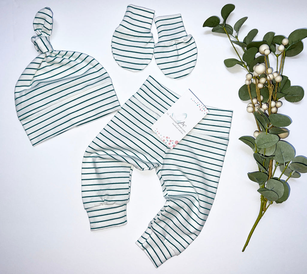 Orange Pin Stripe Baby Coming Home Outfit Baby Girl Clothes Newborn Baby Gift #llpreciouscreations #newbornbabygirl #babyshowergift  #cominghomeoutfit #stripedbabyoutfit #babygirlpants #handmadebabyoutfit #highqualityoutfit #genderneutraloutfit #babymittens #newbornheadband #babyshowergift #olivebabyoutfit #newbornbabyboy