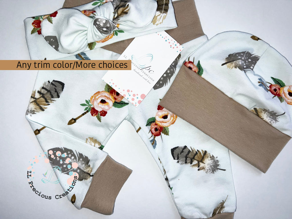 Boho Floral Baby Girl Leggings Hat Headband Outfit #newbornbabygirl #newborngift #bohobaby #cominghomeoutfit #babygirl #babyleggings #babypants #floralbabyoutfit #babygirlclothes #llpreciouscreations
